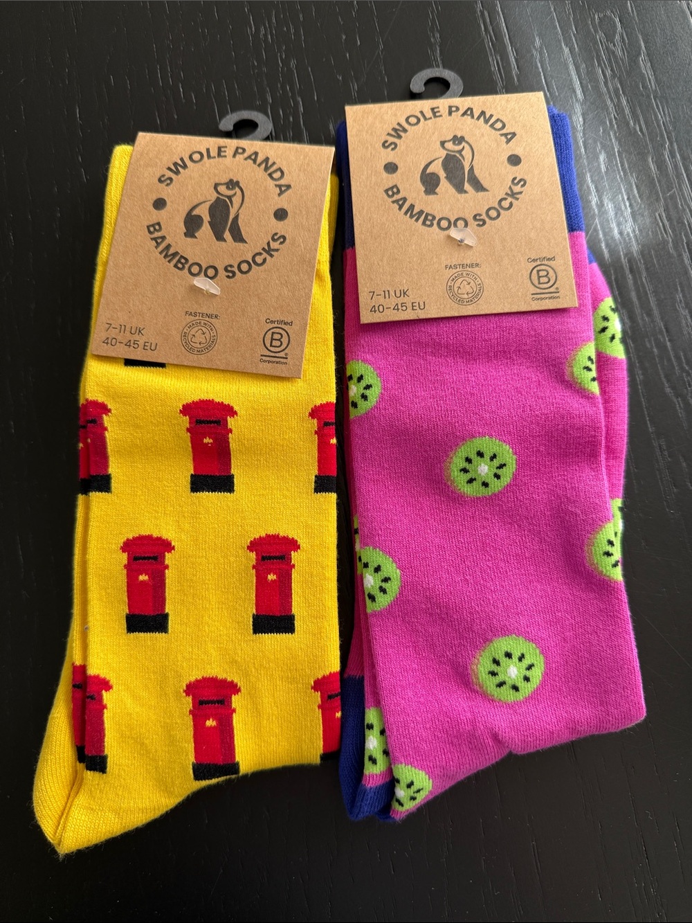 Bamboo Casual Socks - Yellow Postbox & Pink Kiwi Pair